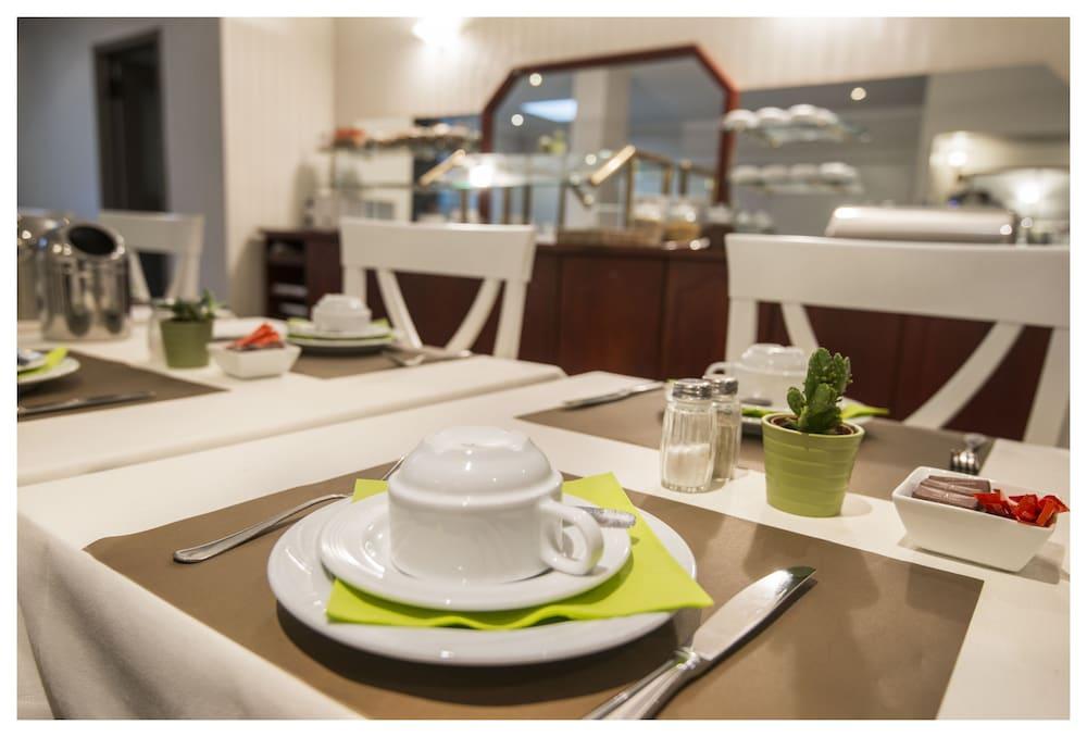Hotel Ter Streep Остенде Екстериор снимка