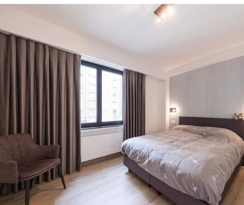 Hotel Ter Streep Остенде Екстериор снимка