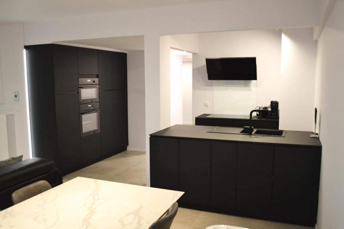 Hotel Ter Streep Остенде Екстериор снимка