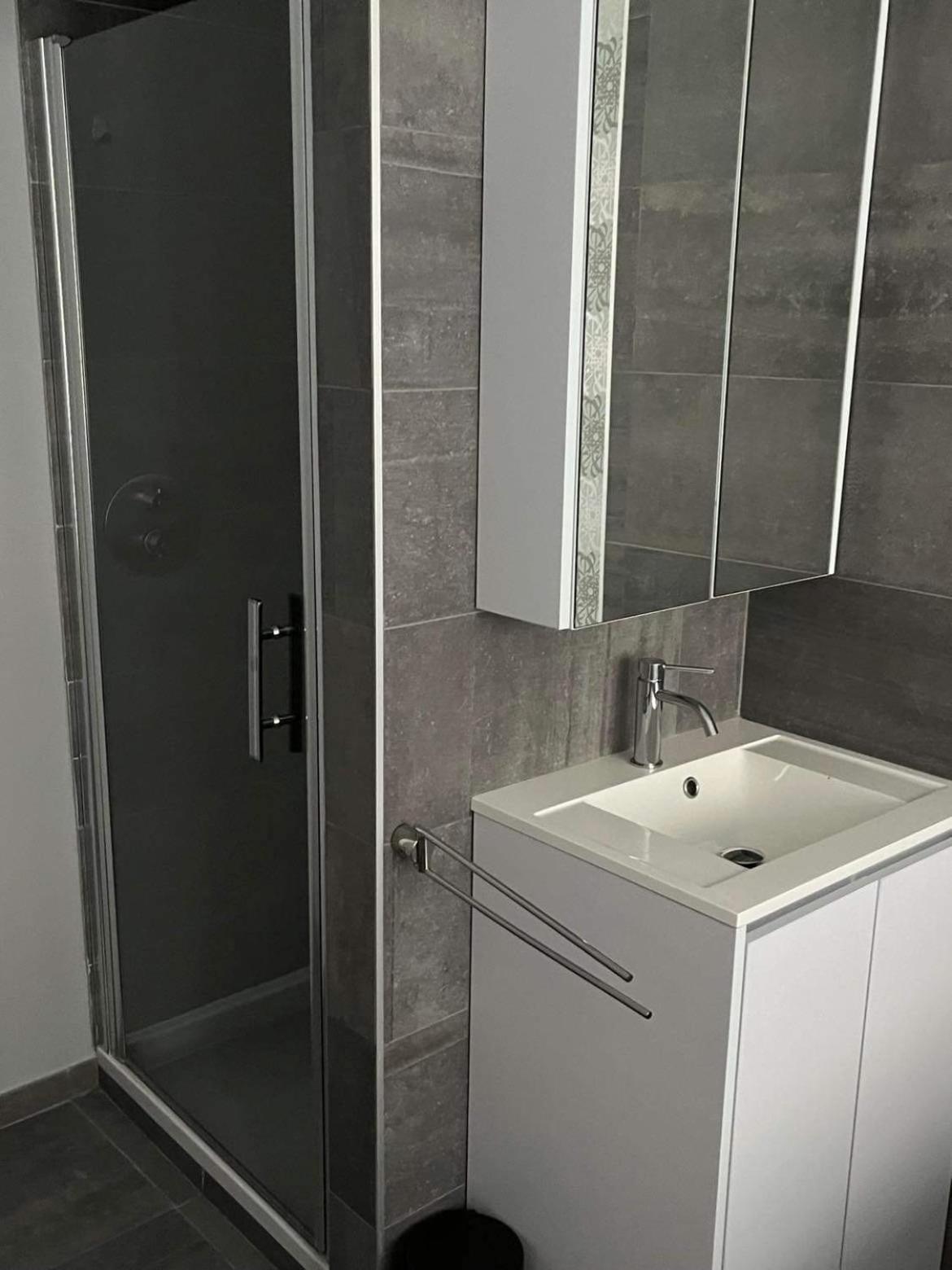 Hotel Ter Streep Остенде Екстериор снимка