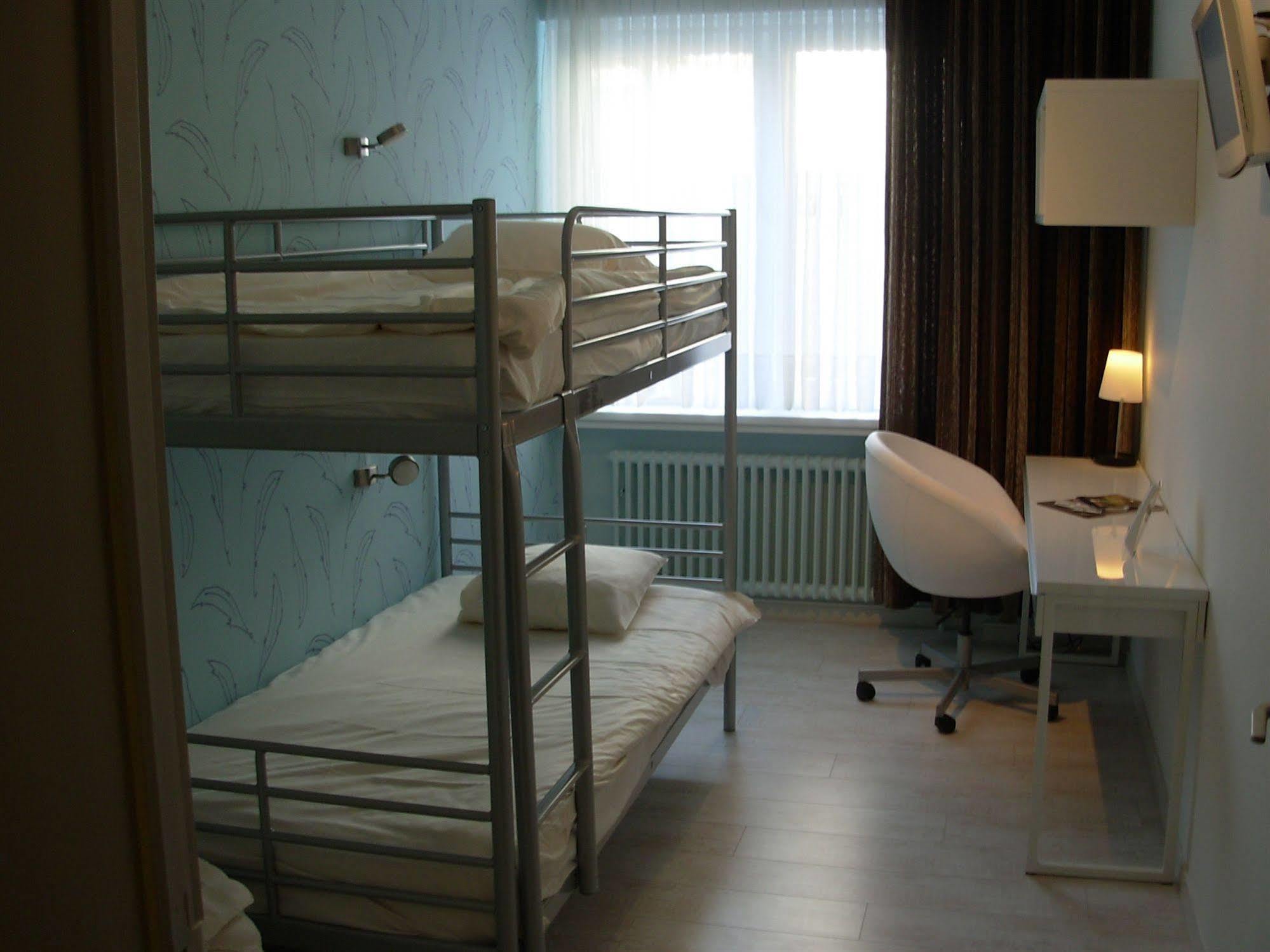Hotel Ter Streep Остенде Стая снимка